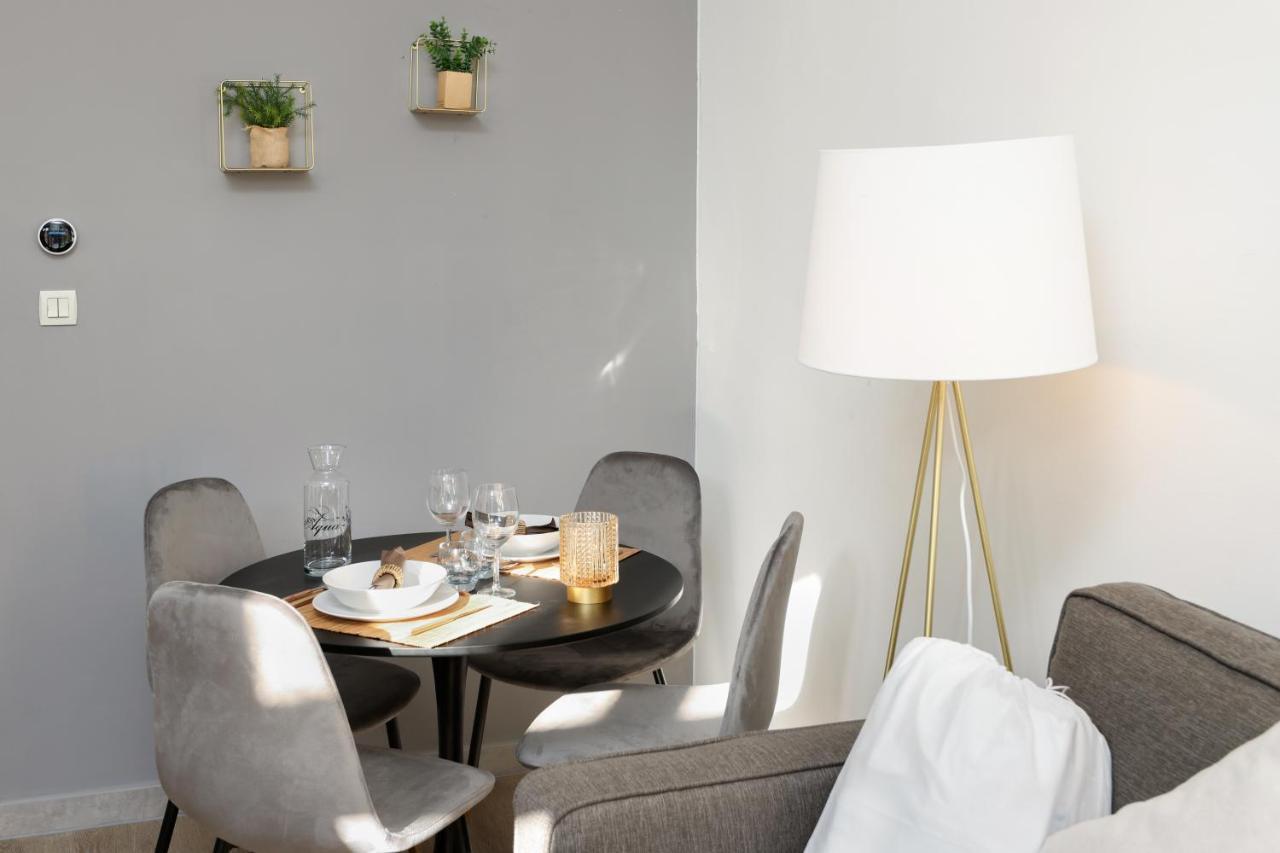 N1 Des Etudes Cosy Duplex Netflix Balcon Conciergeriedamecarcas Apartamento Carcassonne Exterior foto