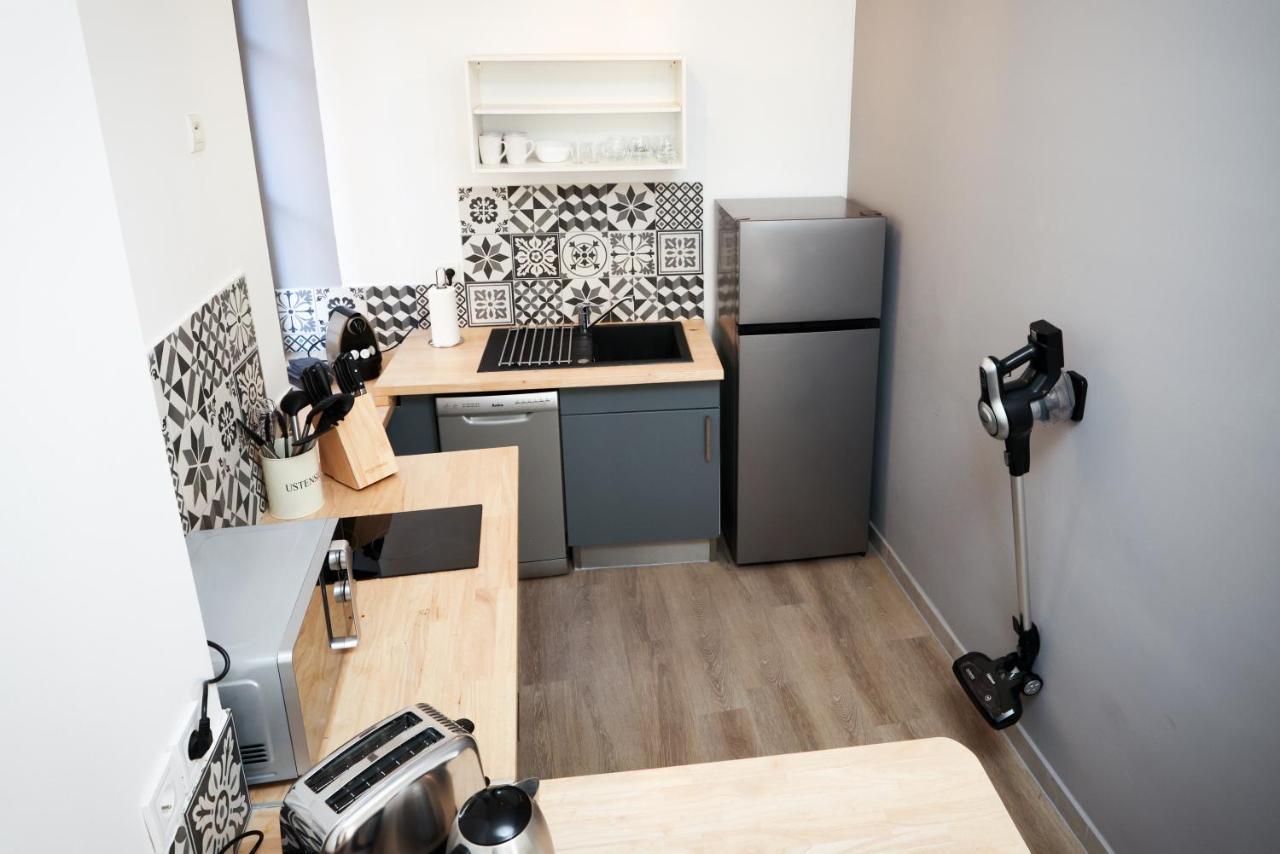 N1 Des Etudes Cosy Duplex Netflix Balcon Conciergeriedamecarcas Apartamento Carcassonne Exterior foto